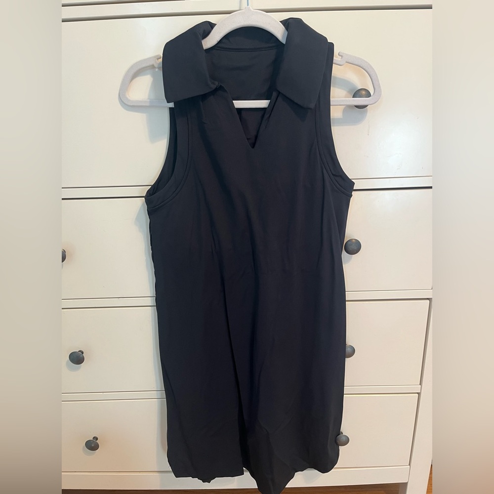 SSYS Sleeveless Black Collared V-Neck Dress